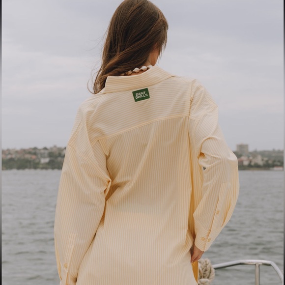 Daily Drills  - SOLD OUT- NWT - Poplin Button Down - Yellow Stripe - Picture 2 of 2